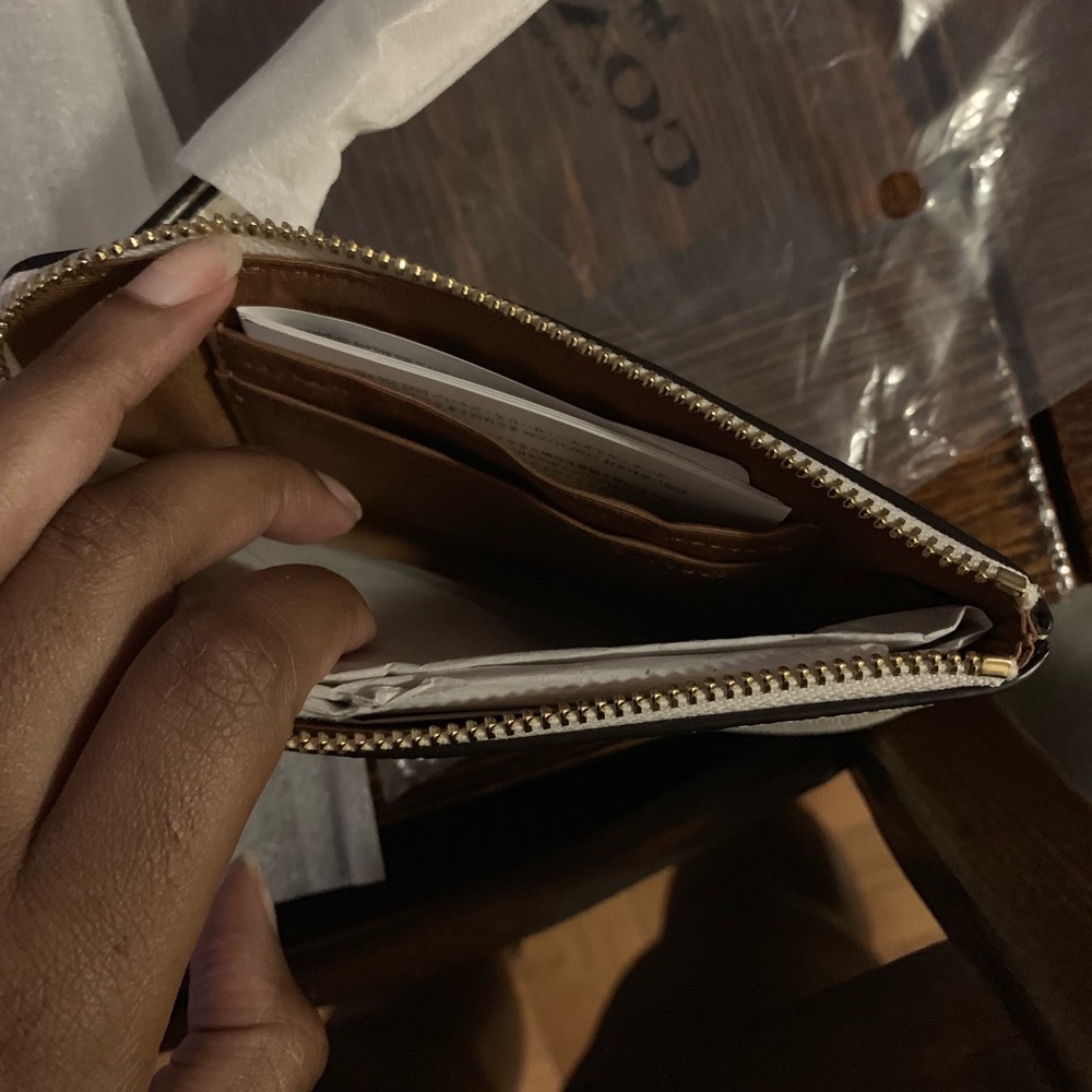 Coach Wristlet - Picture 5 of 5